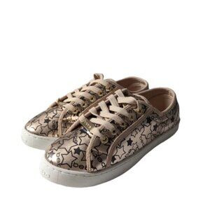 Bebe Daney Rose Gold Logo Star Print Lace up Comfort Fit Sneakers Size 8.5 NWOB